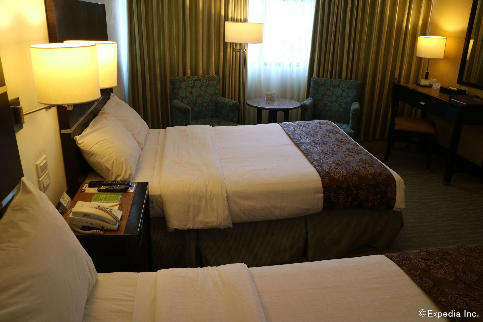 Days Hotel By Wyndham Iloilo Eksteriør bilde
