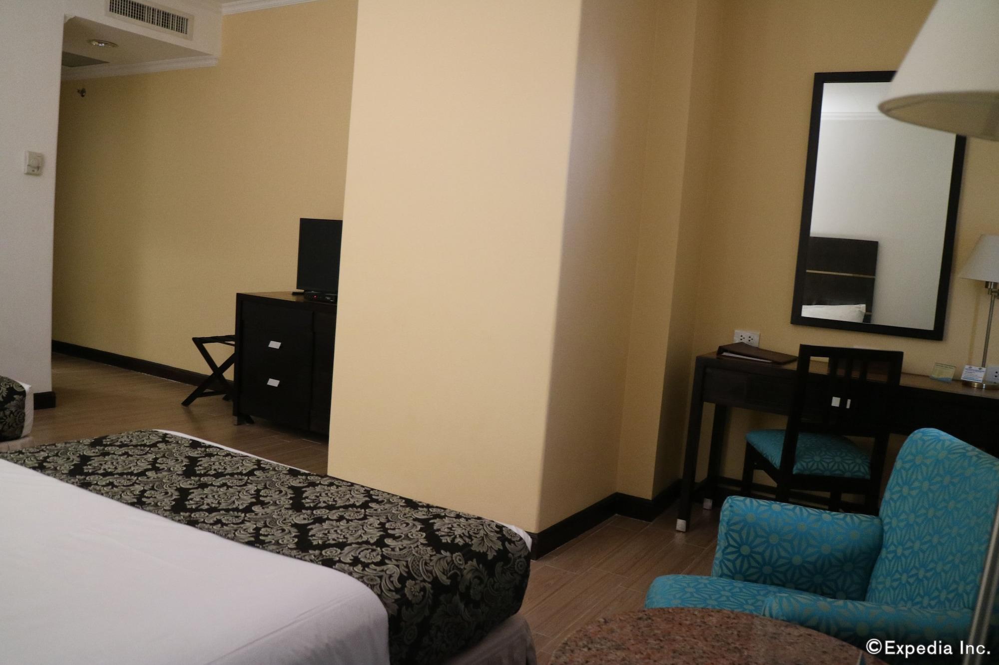 Days Hotel By Wyndham Iloilo Eksteriør bilde